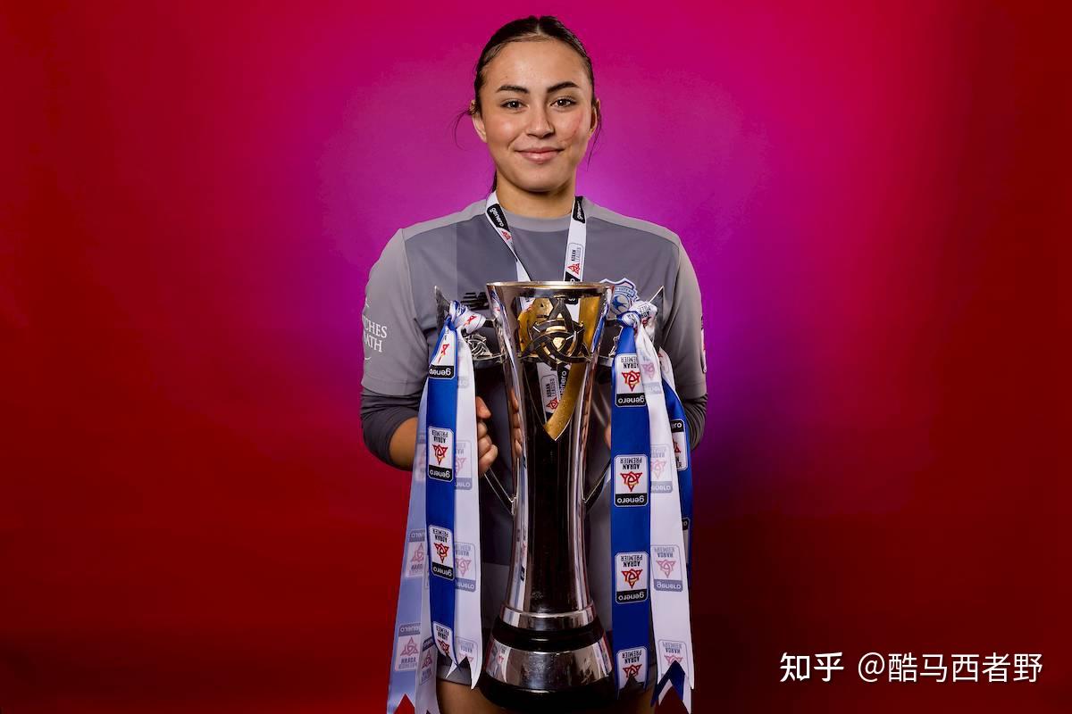 泰国女足选手在东南亚挑战中斩获胜利